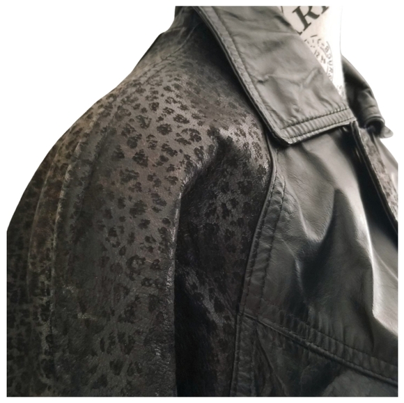 🇨🇦 90s Genuine Leather Black Leopard Bomber Jacket Size Medium Large - Picture 3 of 10